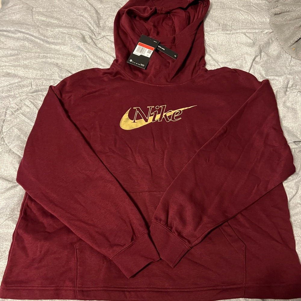 Nike Women’s NWT sweatshirt size Large